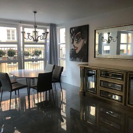 Luxurious 2 Bedroom Apartment Old City Munich Luaran gambar